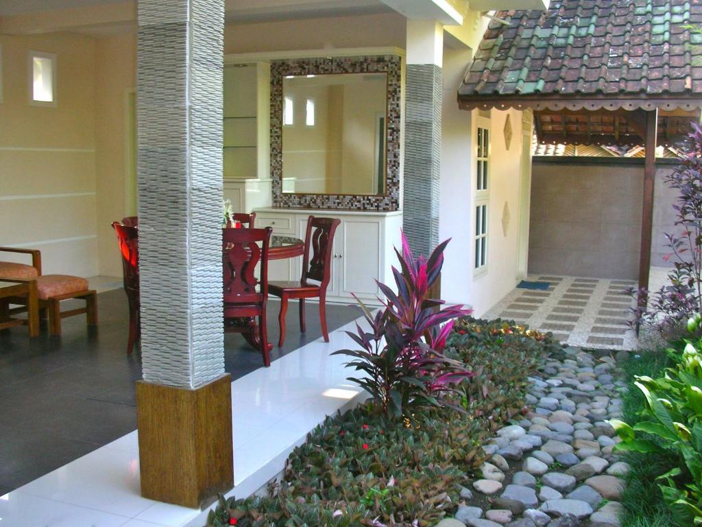 Hotel Minak Jinggo Banyuwangi  Ngoại thất bức ảnh