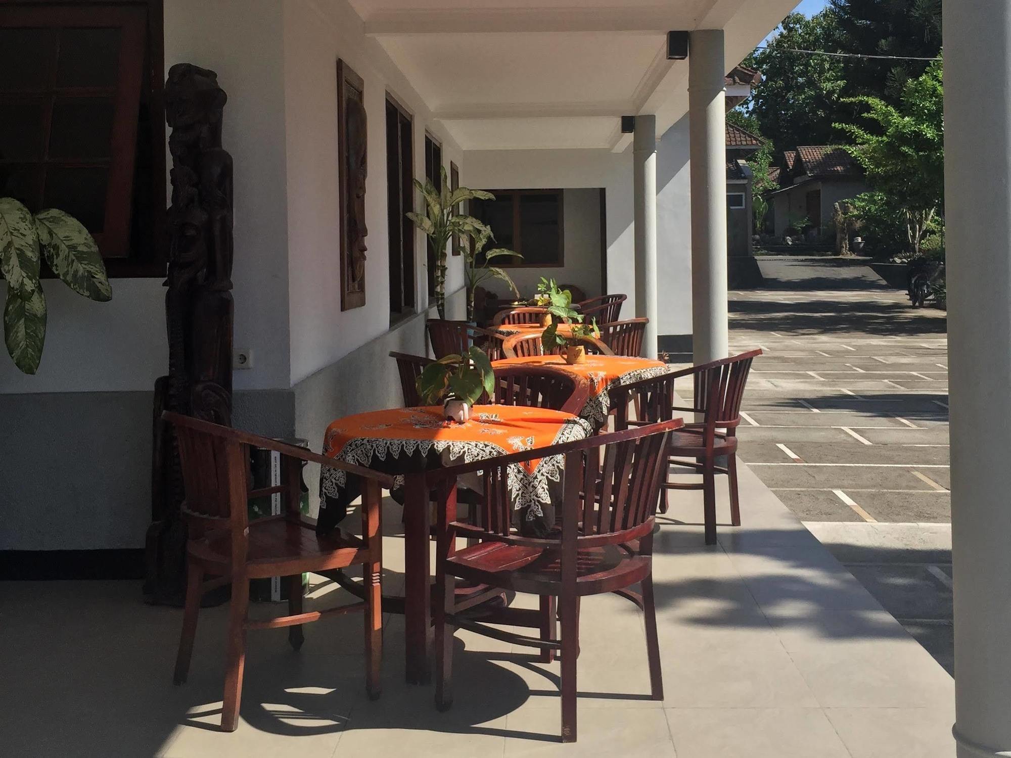 Hotel Minak Jinggo Banyuwangi  Ngoại thất bức ảnh