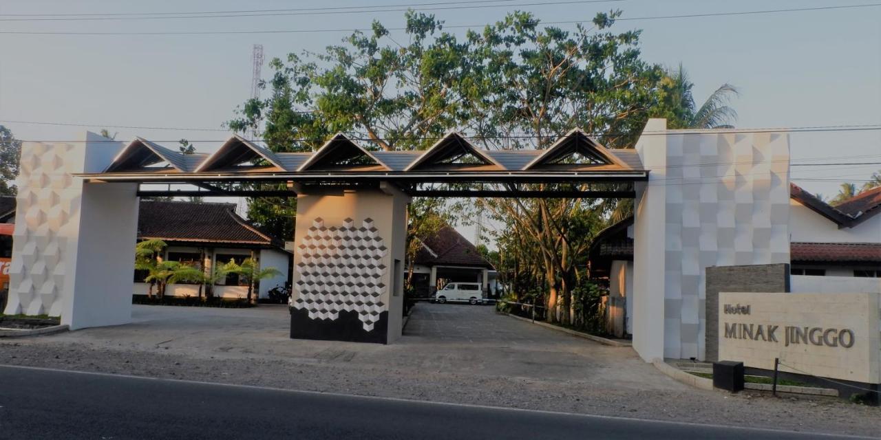 Hotel Minak Jinggo Banyuwangi  Ngoại thất bức ảnh